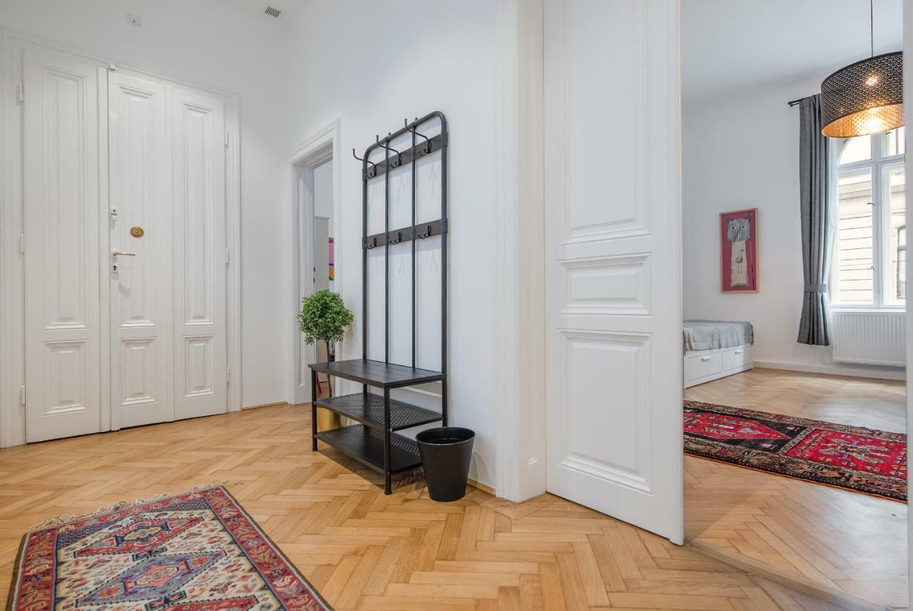 Grand Soho II Apartment Wiedeń Zewnętrze zdjęcie